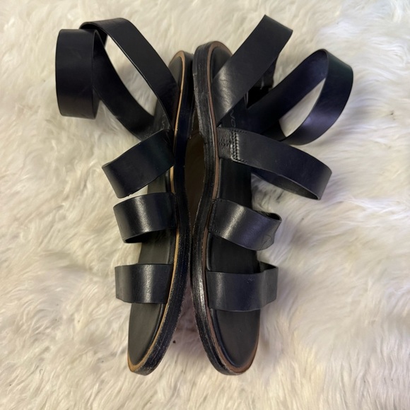 Vince Macey Black Leather Strappy Sandals – Size 7 / EU 37 - Picture 5 of 7
